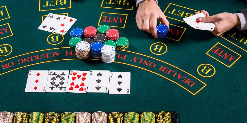 Poker là game casino đòi hỏi tính chiến thuật rất cao